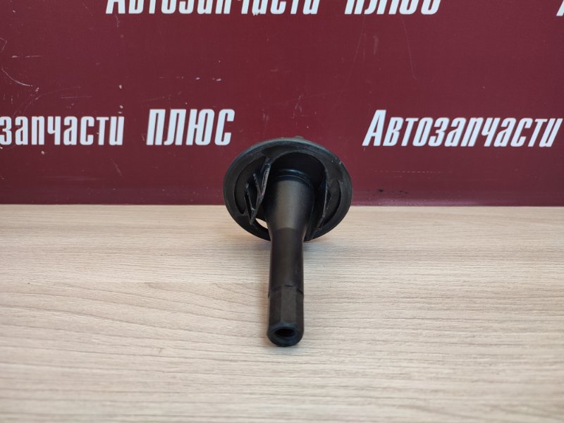 Крепление запасного колеса