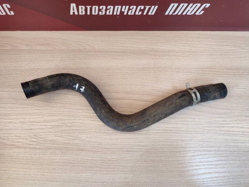 Патрубок отопителя