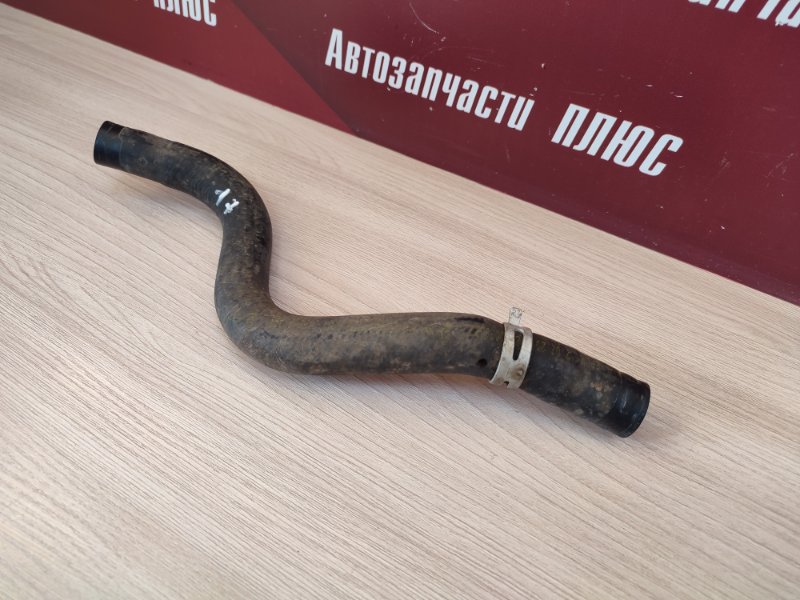 Патрубок отопителя