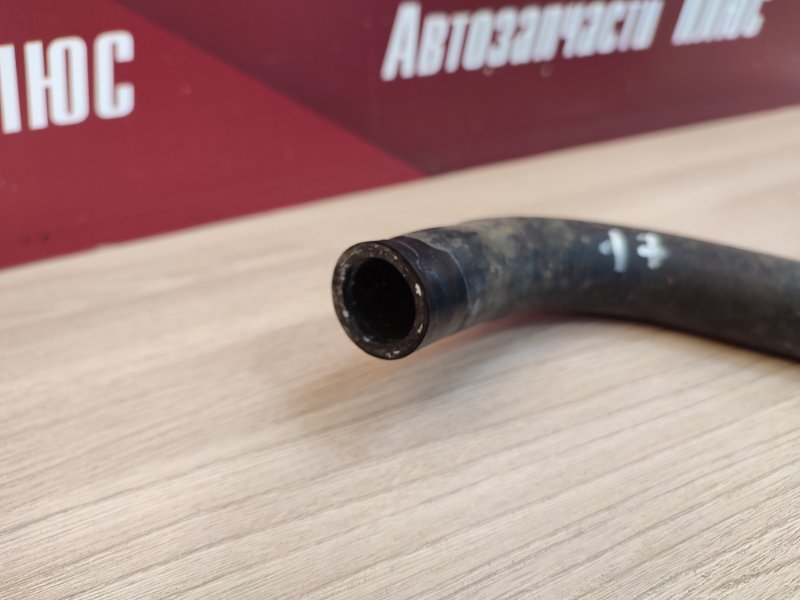 Патрубок отопителя