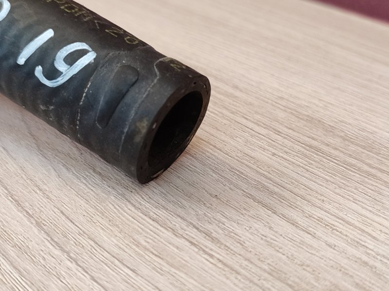 Патрубок отопителя