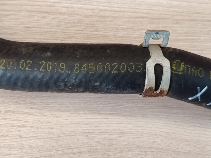 Патрубок отопителя