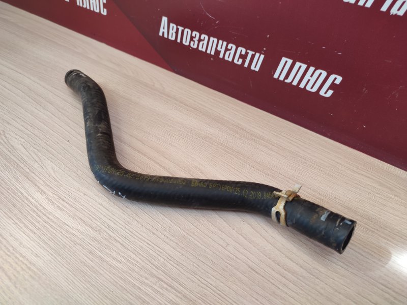 Патрубок отопителя