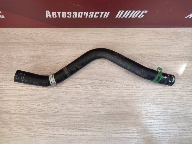 Патрубок отопителя