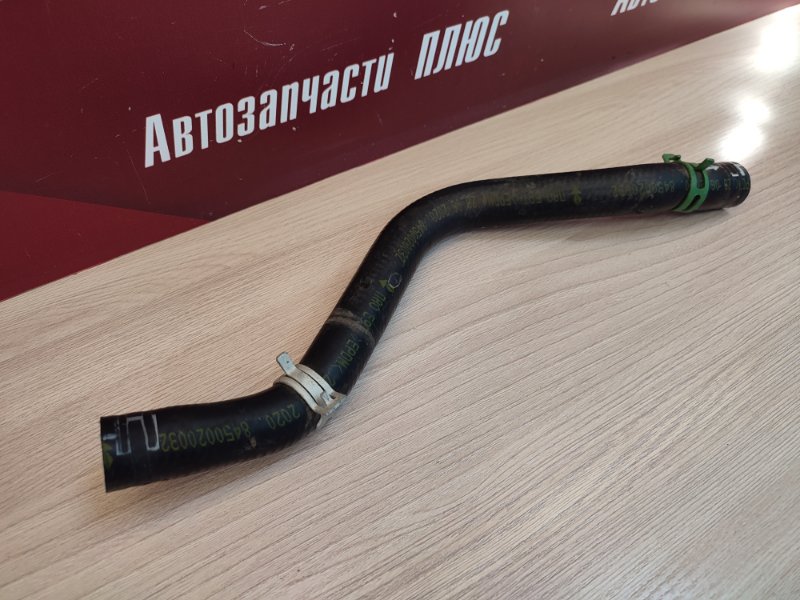 Патрубок отопителя