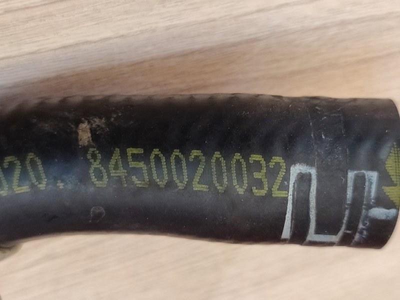 Патрубок отопителя