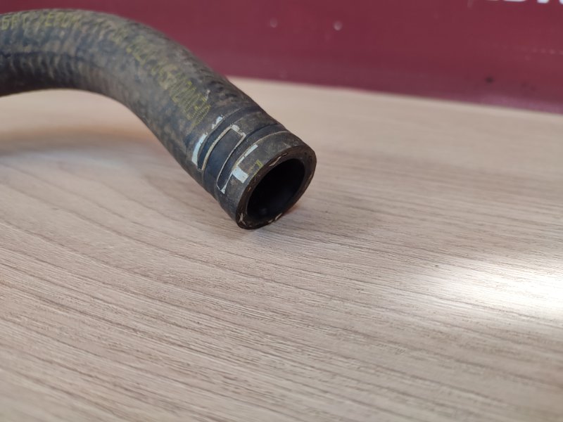 Патрубок радиатора