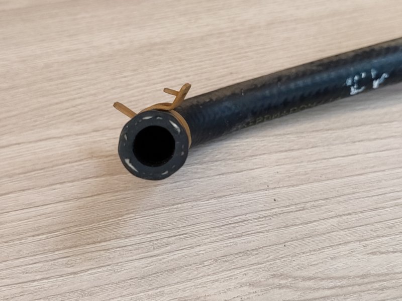 Шланг вакуумного усилителя