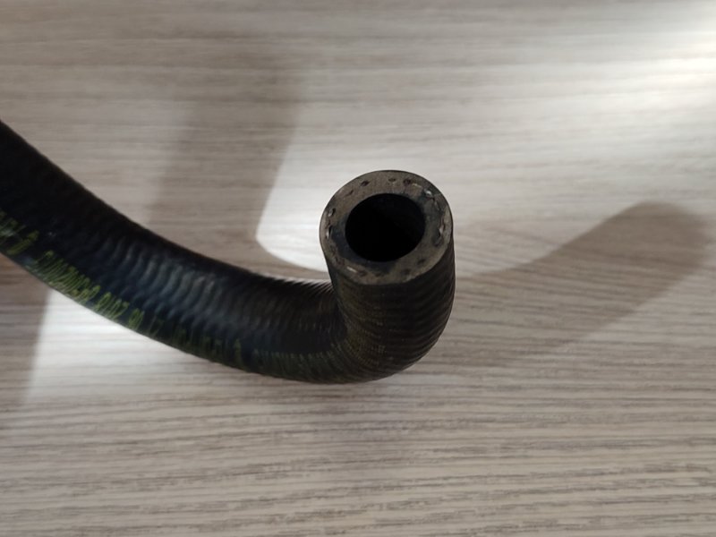 Шланг вакуумного усилителя