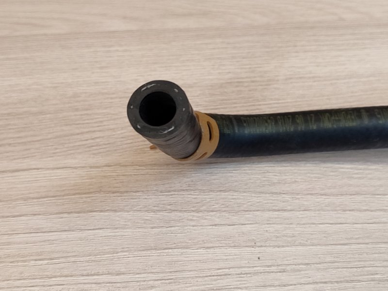 Шланг вакуумного усилителя