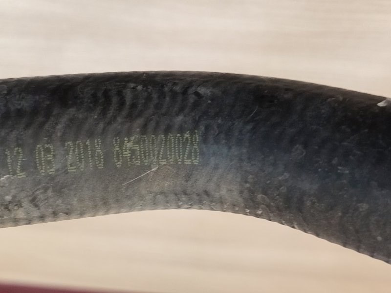 Патрубок радиатора нижний