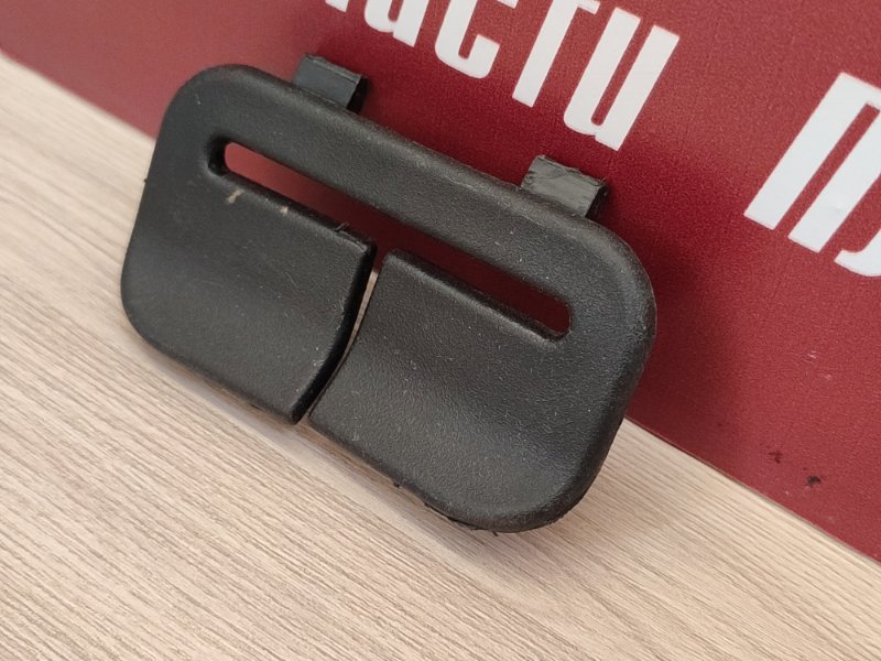 Направляющая ремня безопасности