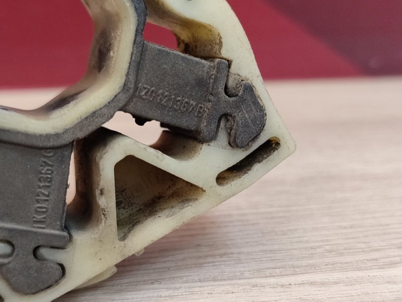 Крепление радиатора