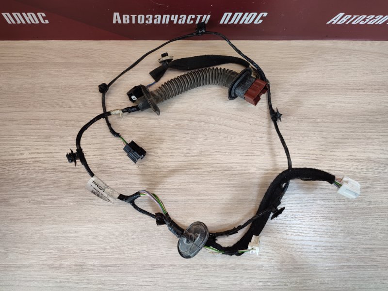 Проводка двери