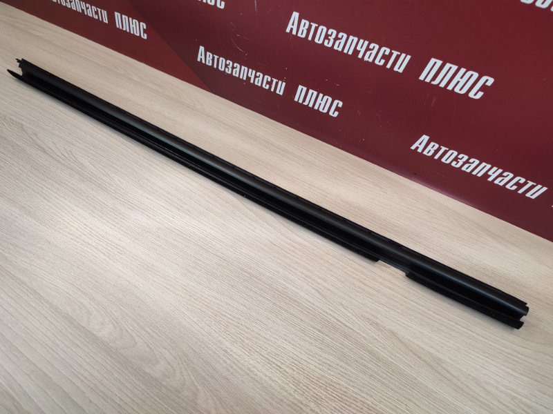 Уплотнитель стекла двери внутренний