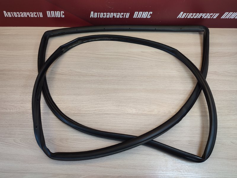 Уплотнитель двери