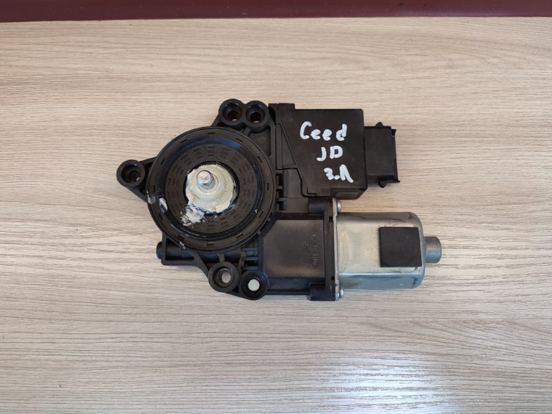 Моторчик стеклоподъемника