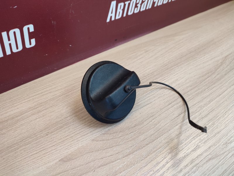 Крышка топливного бака