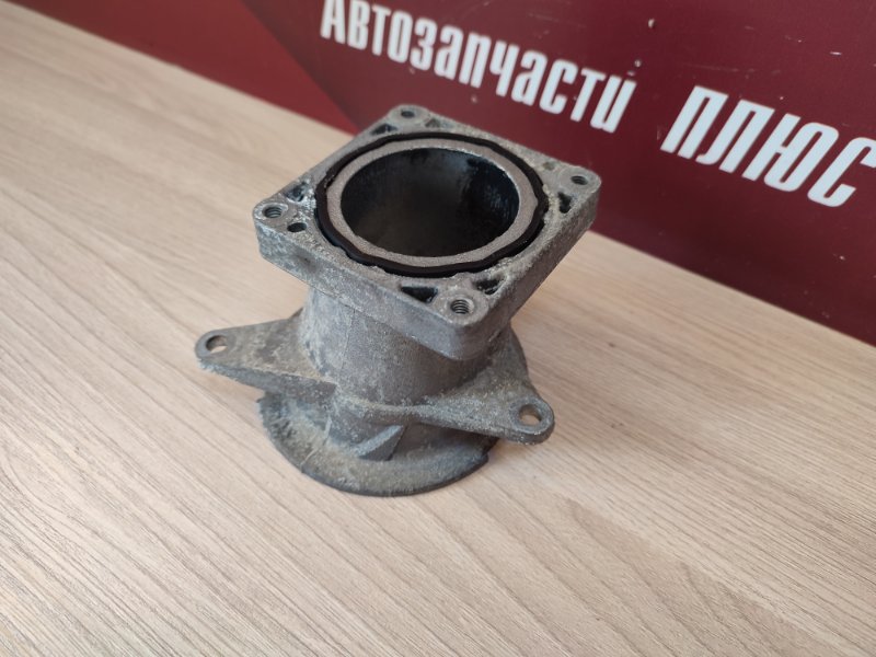 Фланец дроссельной заслонки