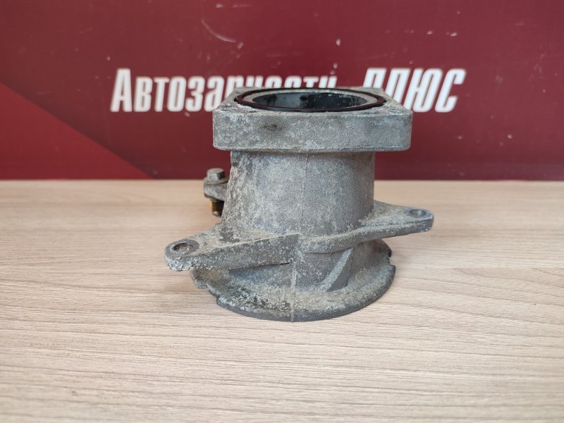 Фланец дроссельной заслонки