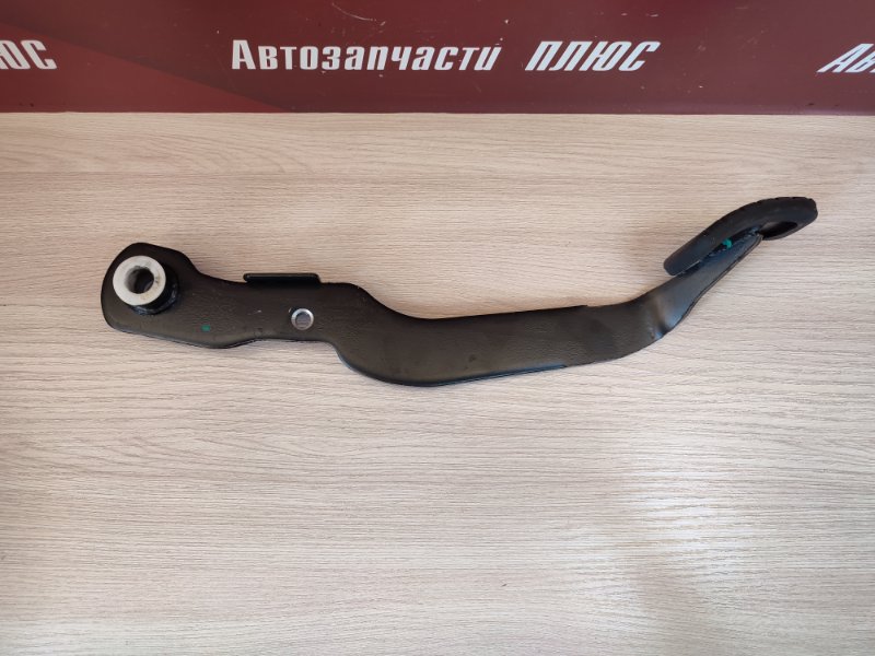 Педаль тормоза