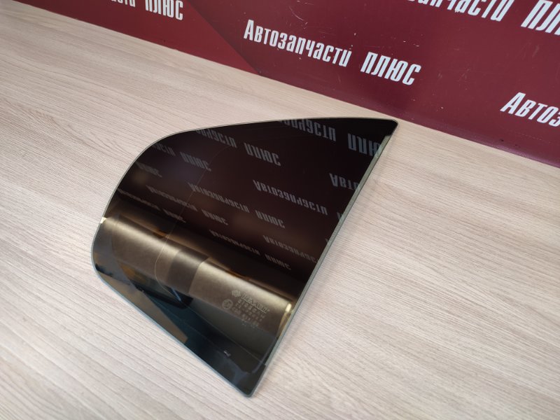 Форточка двери