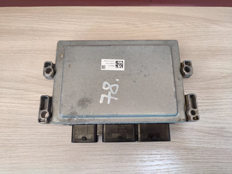 Блок управления двигателем