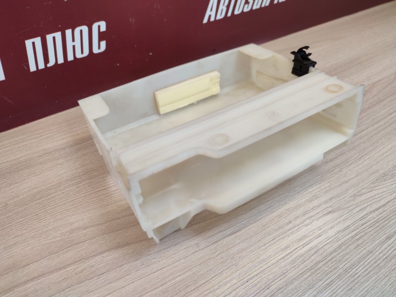 Кронштейн блока кузовной электроники