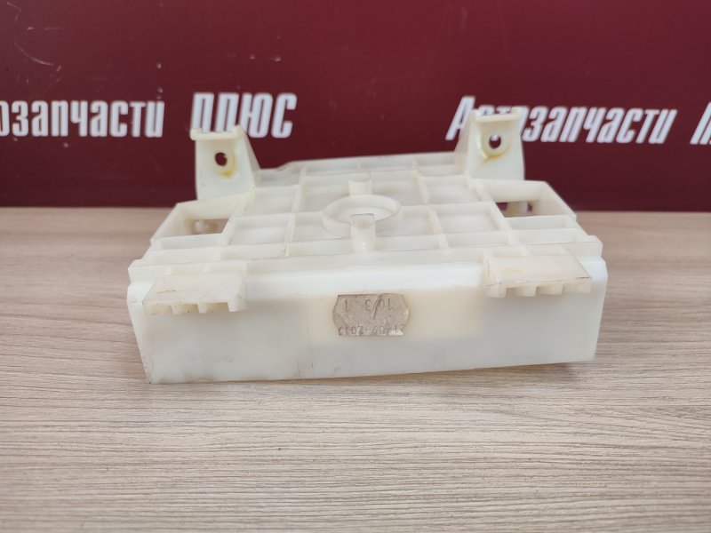 Кронштейн блока кузовной электроники