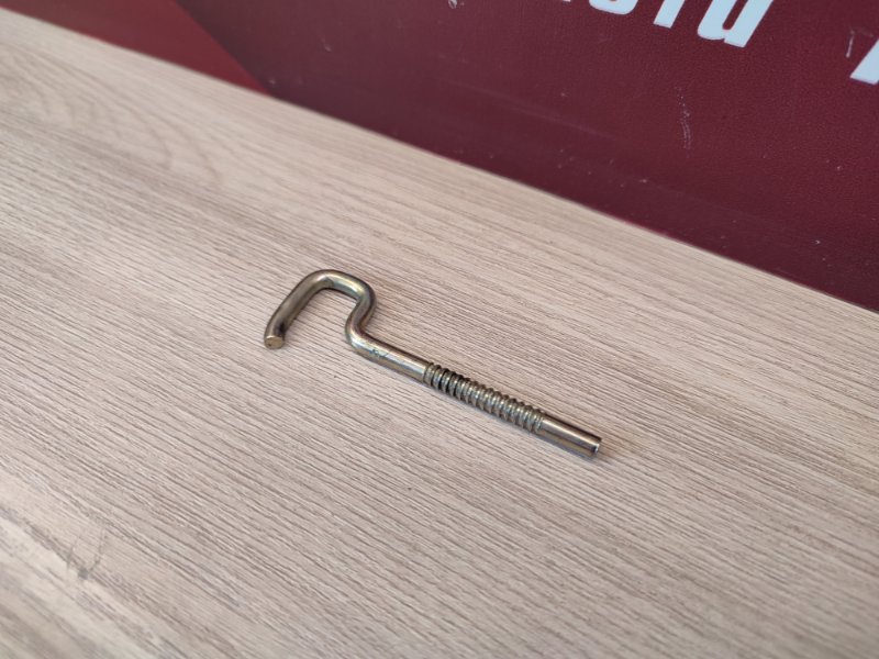 Тяга замка багажника