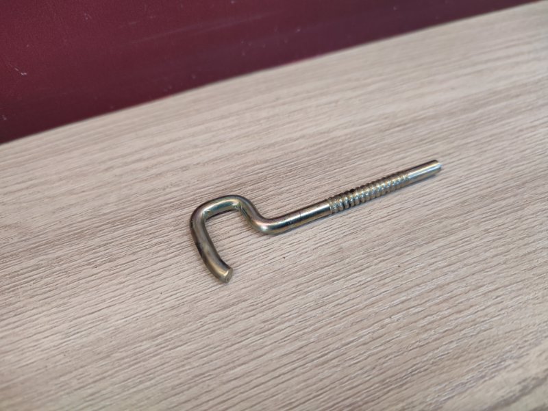 Тяга замка багажника