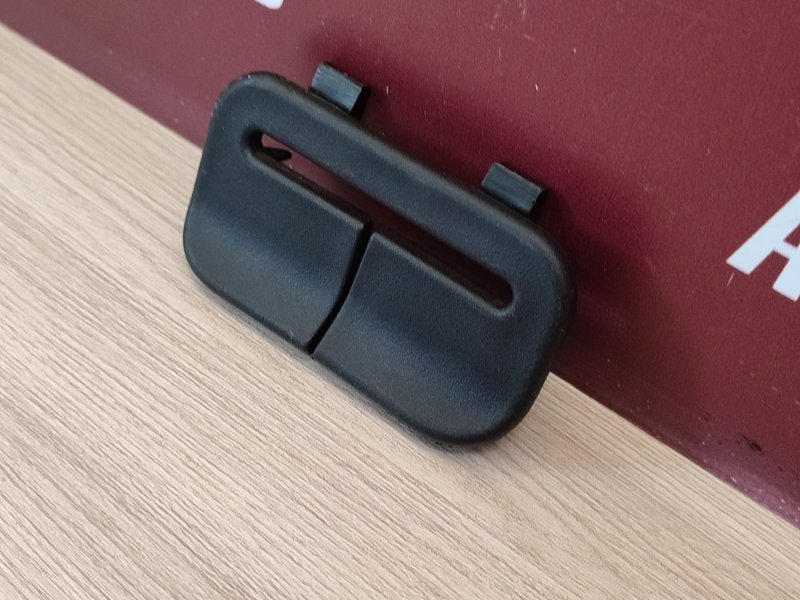 Направляющая ремня безопасности