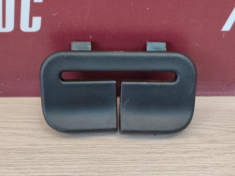 Направляющая ремня безопасности