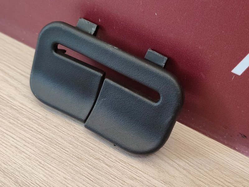 Направляющая ремня безопасности