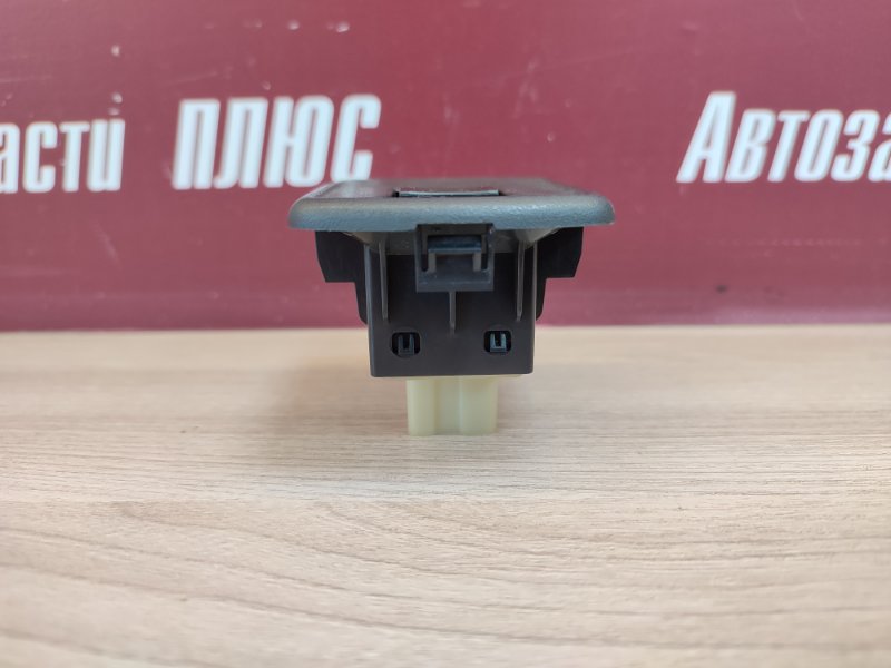 Кнопка стеклоподъемника