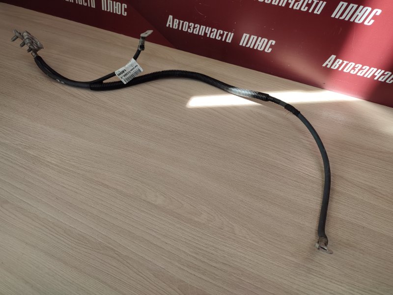 Клемма аккумулятора (минусовая)