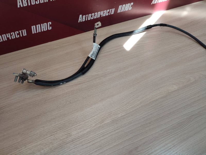 Клемма аккумулятора (минусовая)