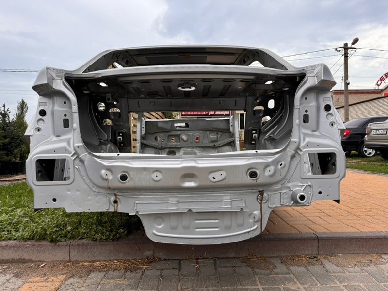 Задняя панель