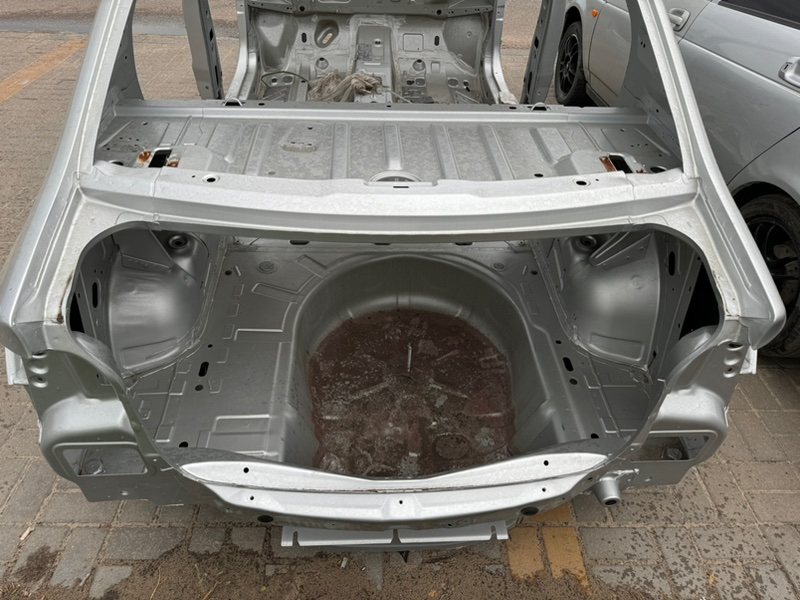 Задняя панель