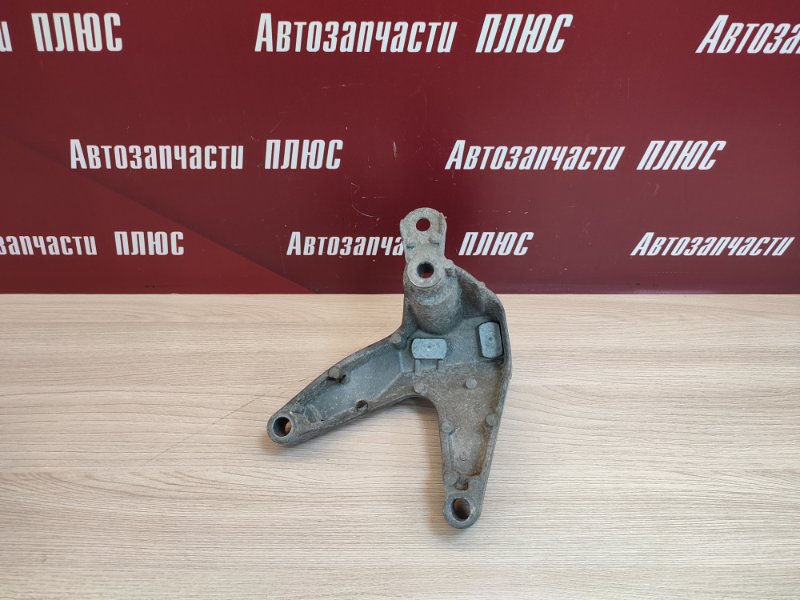 Кронштейн кпп