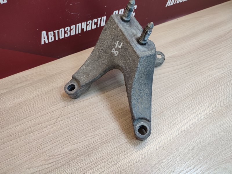 Кронштейн кпп