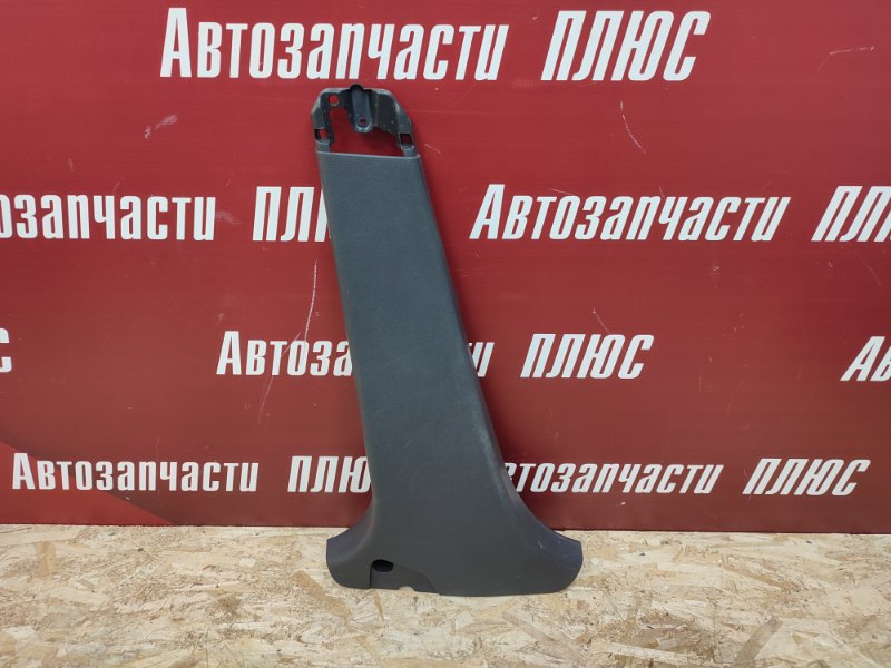 Обшивка средней стойки