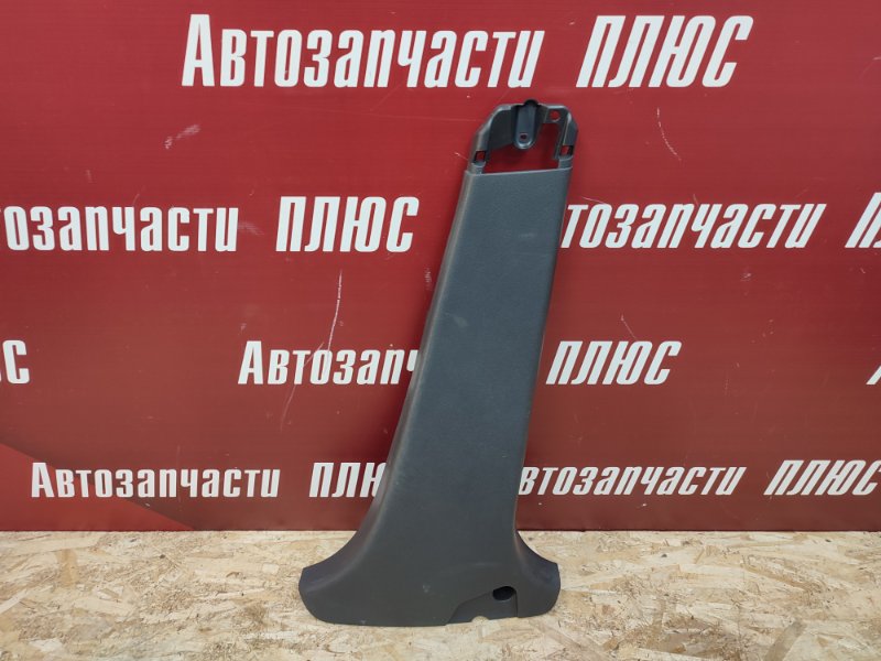 Обшивка средней стойки