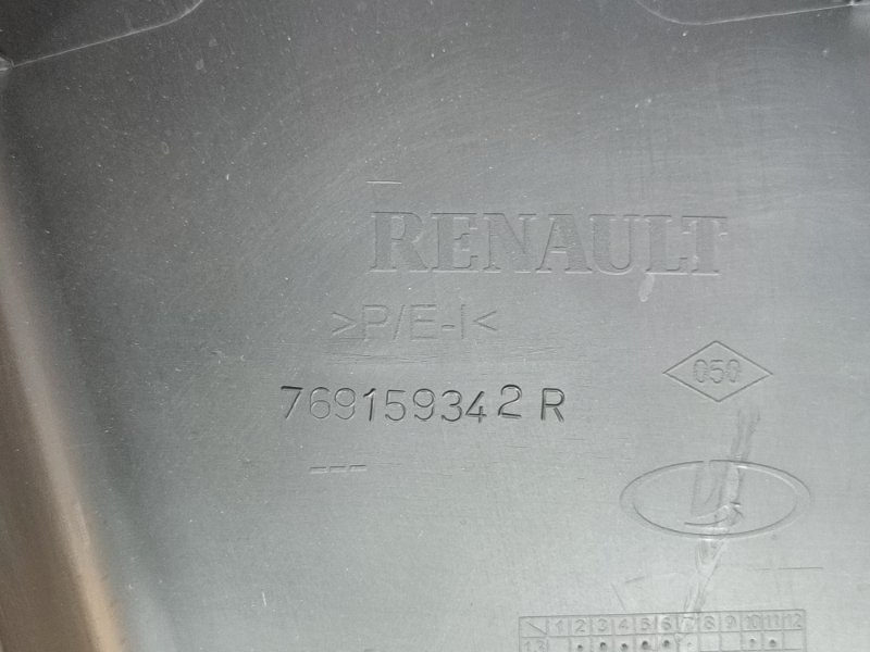 Обшивка средней стойки