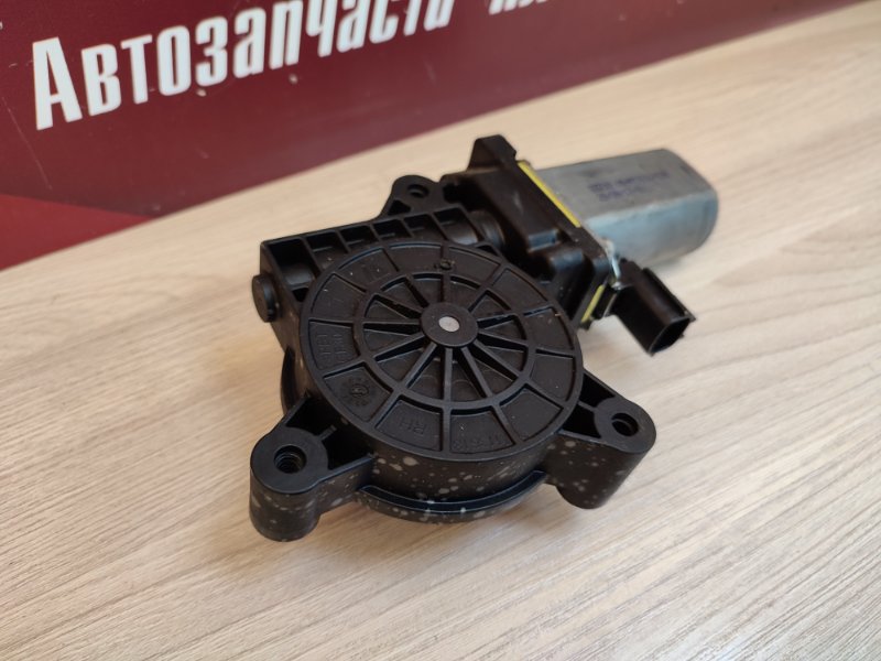 Мотор стеклоподъемника