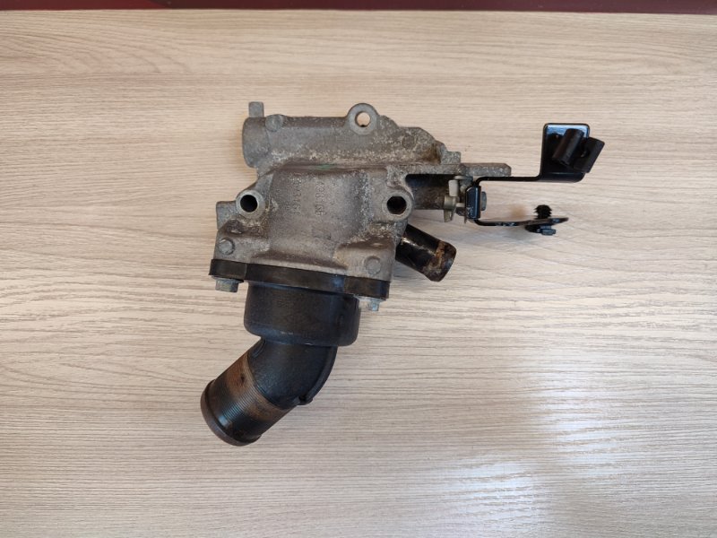 Термостат с корпусом