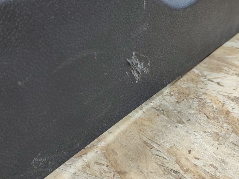 Консоль между сидений