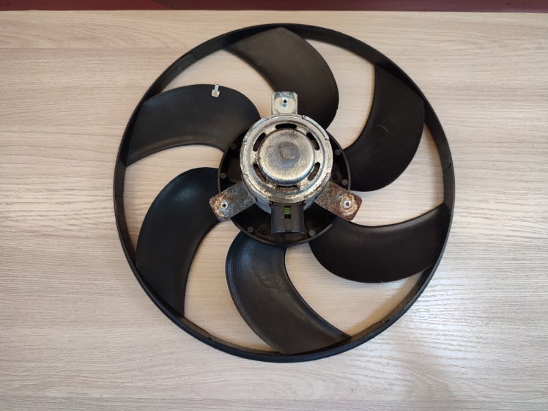 Вентилятор охлаждения