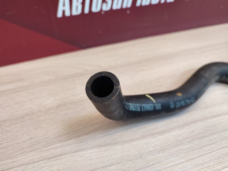 Трубка вентиляции картера