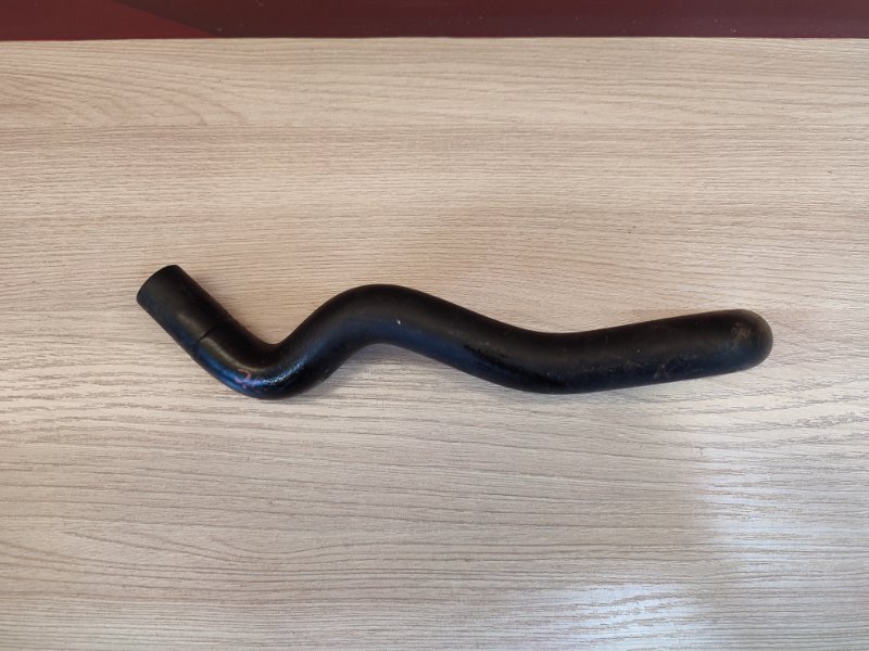 Трубка вентиляции картера